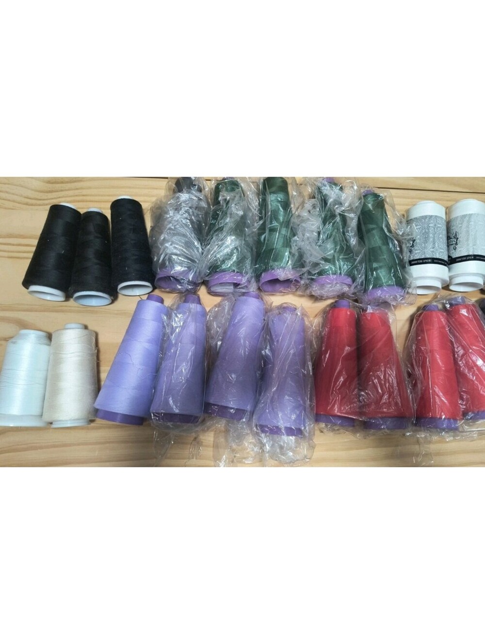 Huge Lot 34 Spools Overlock Serger Cone Thread 3000 Yards Sew-ology Dual Duty Xp - Picture 5 of 5